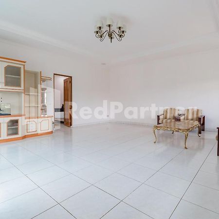 Biru Homestay Bandung Mitra Reddoorz Exterior foto