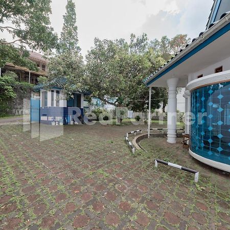 Biru Homestay Bandung Mitra Reddoorz Exterior foto