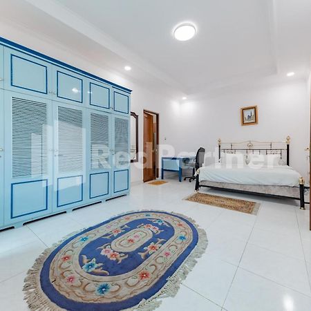 Biru Homestay Bandung Mitra Reddoorz Exterior foto