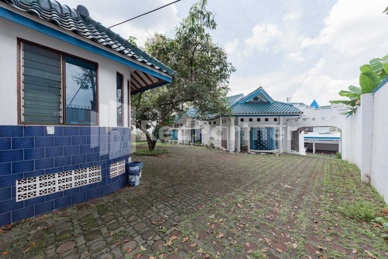 Biru Homestay Bandung Mitra Reddoorz Exterior foto
